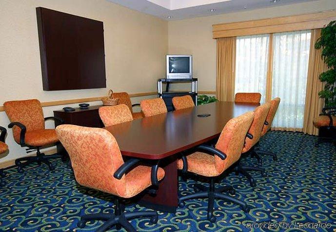 Springhill Suites Fort Myers Airport Konforlar fotoğraf